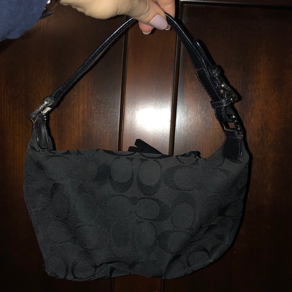 Black Signature Coach Bag with Blue Lining - Picture 4 of 6